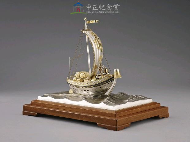 Silver Treasure Boat Collection Image, Figure 4, Total 6 Figures